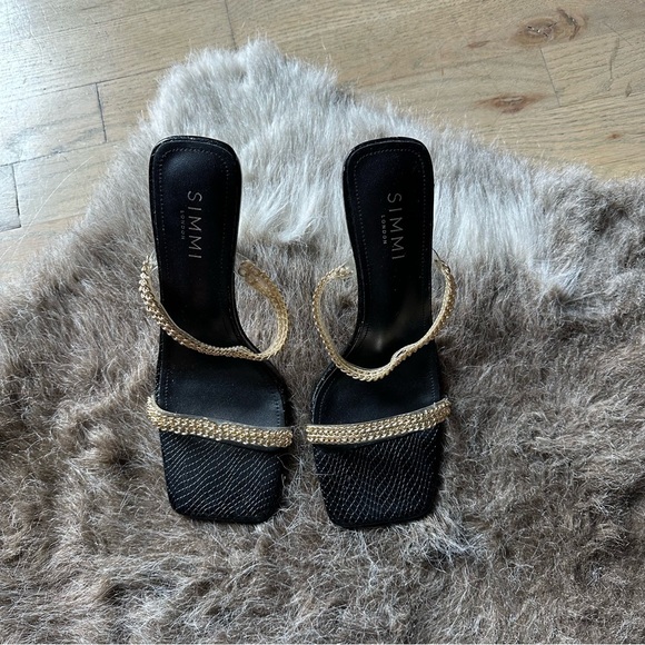 Simmi London Jessy Mules With Chain Detail - Black and Gold - US 11 (UK 9) - NEW - Picture 2 of 6
